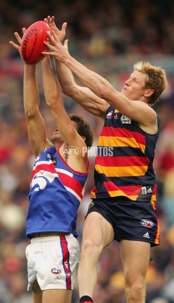AFL 2006 Rd 5 - Adelaide Crows v Western Bulldogs - 196933