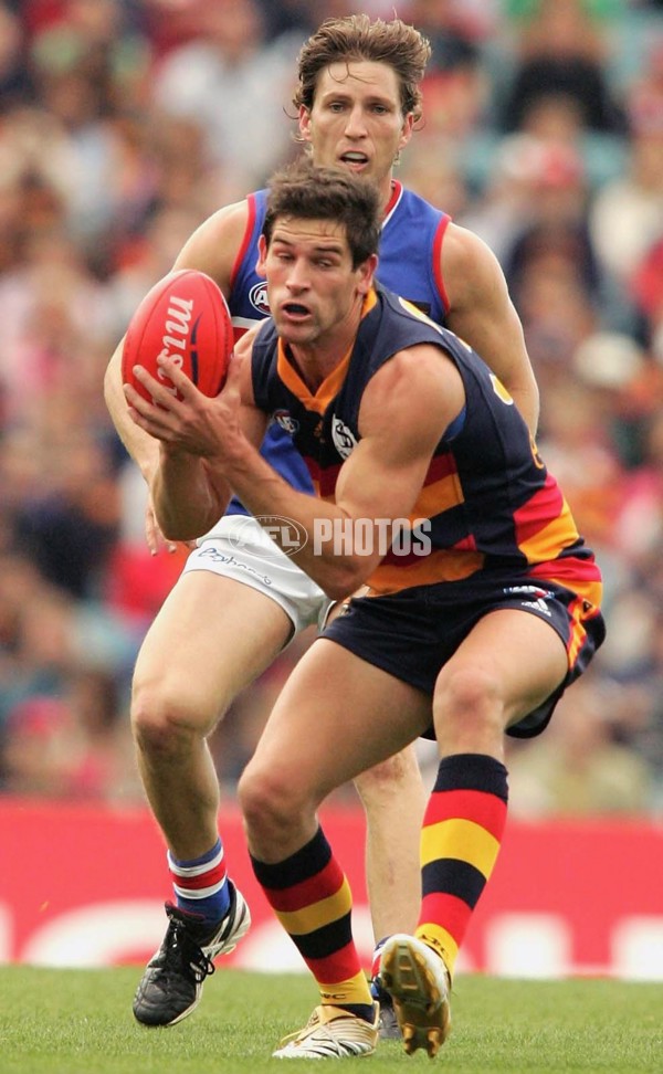AFL 2006 Rd 5 - Adelaide Crows v Western Bulldogs - 196930