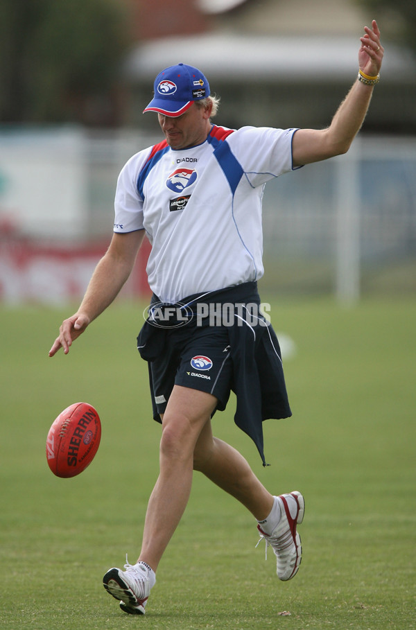 AFL Media - Western Bulldogs Training 131107 - 20150