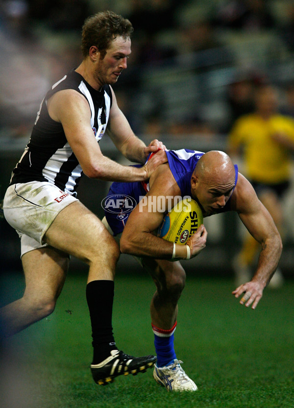 AFL 2010 1st Qualifying Final - Collingwood v Western Bulldogs - 217145