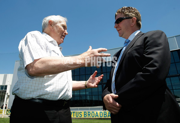 AFL 2010 Media - John James Memorial Service - 221164