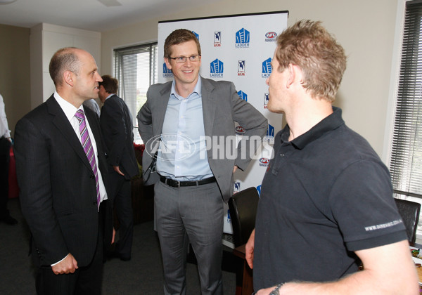 AFL 2010 Media - Ladder Christmas Appeal Launch - 221252