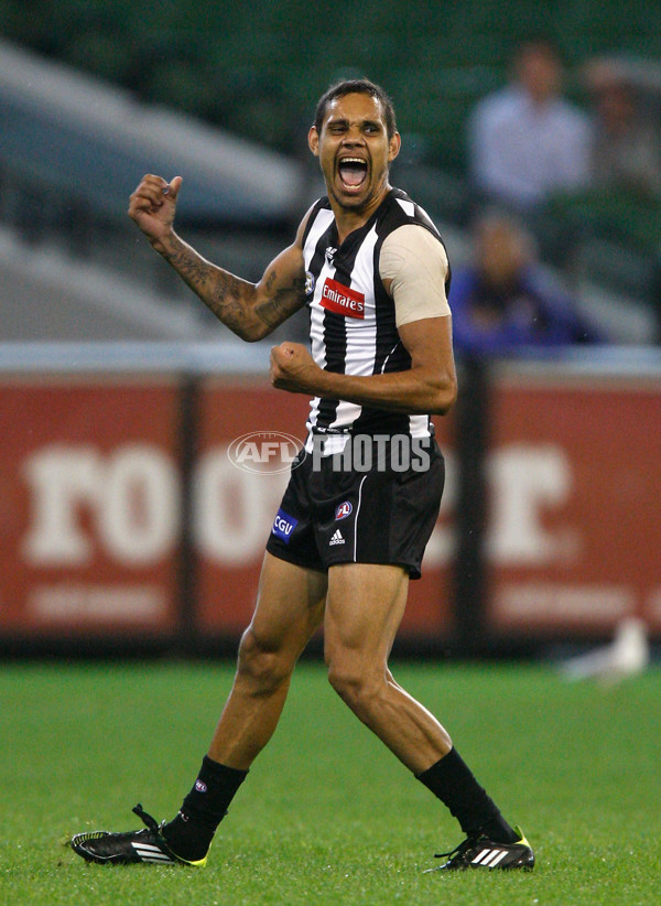 AFL 2011 Rd 06 - Collingwood v Western Bulldogs - 229233