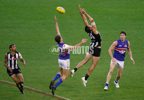 AFL 2011 Rd 06 - Collingwood v Western Bulldogs - 229279