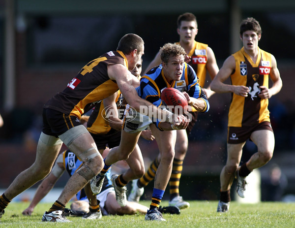 VFL 2011 Rd 07 - Box Hill Hawks v Sandringham - 230251