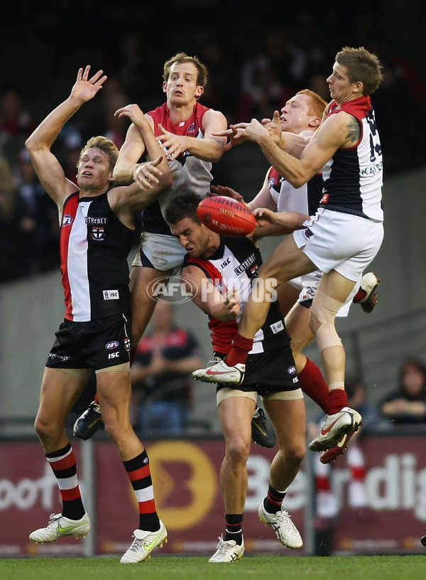 AFL 2011 Rd 09 - St Kilda v Melbourne - 230925