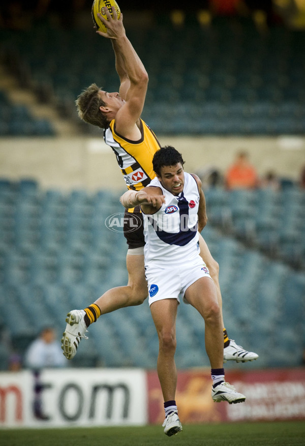 AFL NAB Challenge - Fremantle v Hawthorn - 2382