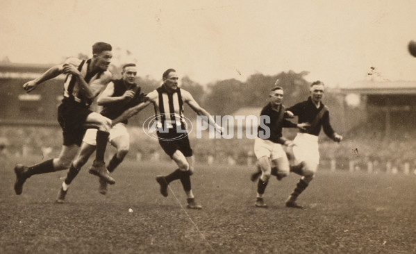 AFL Historical - Collingwood Magpies - 28663