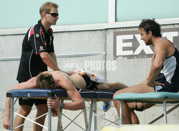 AFL Media - St Kilda Training 141207 - 28860