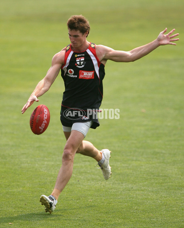 AFL Media - St Kilda Training 141207 - 28840