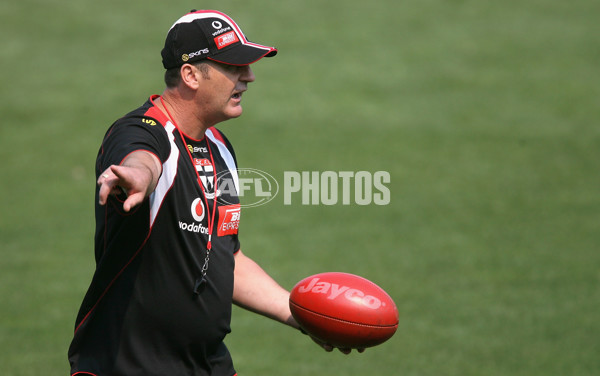 AFL Media - St Kilda Training 141207 - 28844