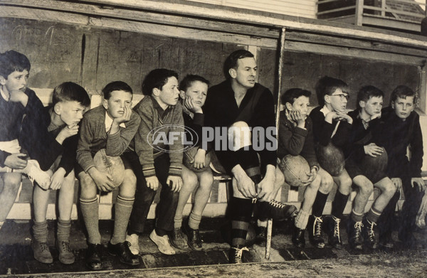 AFL Historical - Essendon Bombers - 29637