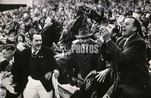AFL Historical - Essendon Bombers - 30595