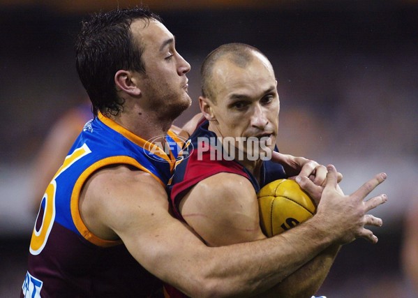 AFL 2006 Rd 11 - Brisbane Lions v Adelaide Crows - 31542