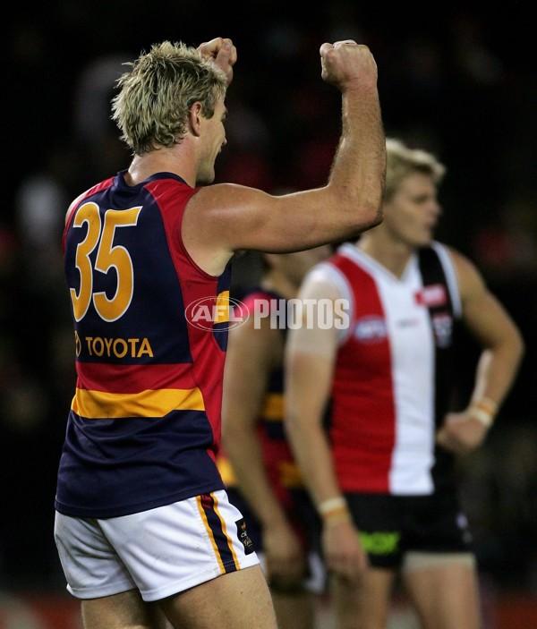 AFL 2006 Rd 12 - St Kilda v Adelaide Crows - 31572