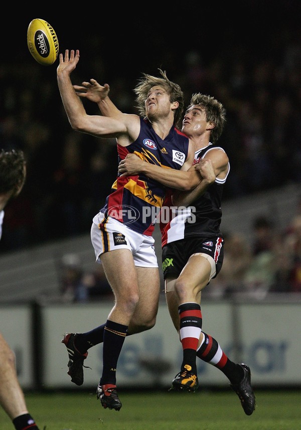 AFL 2006 Rd 12 - St Kilda v Adelaide Crows - 31555