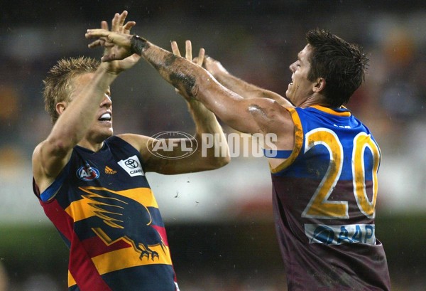 AFL 2006 Rd 11 - Brisbane Lions v Adelaide Crows - 31541