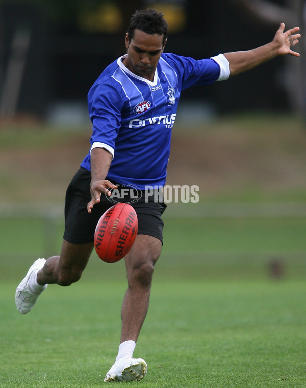 AFL - Kangaroos Training 280307 - 3196