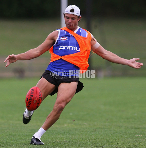 AFL - Kangaroos Training 280307 - 3206