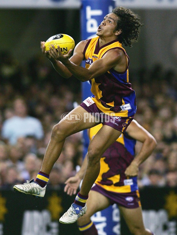 AFL 2006 Rd 2 - Brisbane Lions v Essendon - 32115