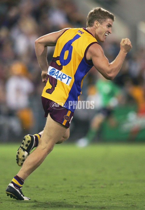 AFL 2006 Rd 2 - Brisbane Lions v Essendon - 32117