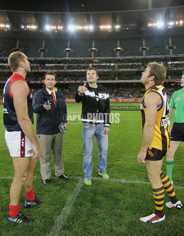 AFL 2006 Rd 8 - Hawthorn v Melbourne - 32805