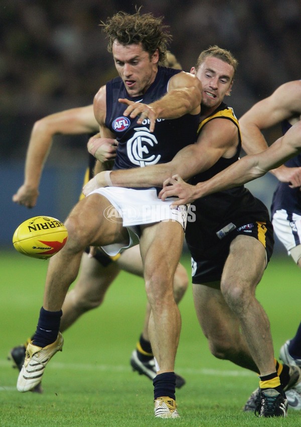 AFL 2006 Rd 5 - Richmond v Carlton - 33077