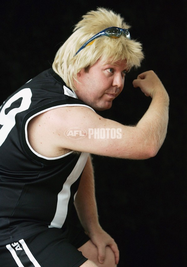 AFL Media - 2006 Collingwood Team Photo Session - A-36323600