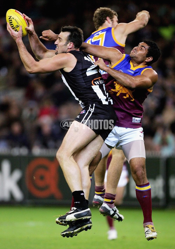 AFL 2006 Rd 10 - Collingwood v Brisbane Lions - A-36328162