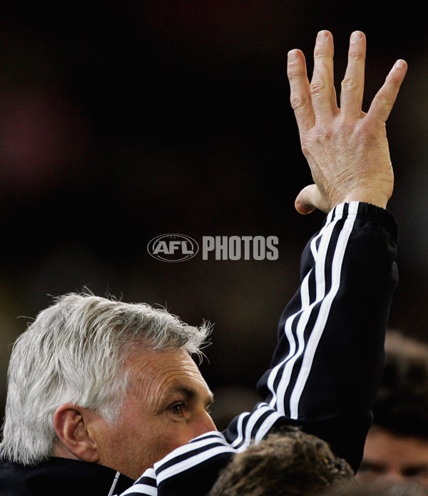 AFL 2006 Rd 10 - Collingwood v Brisbane Lions - 34028
