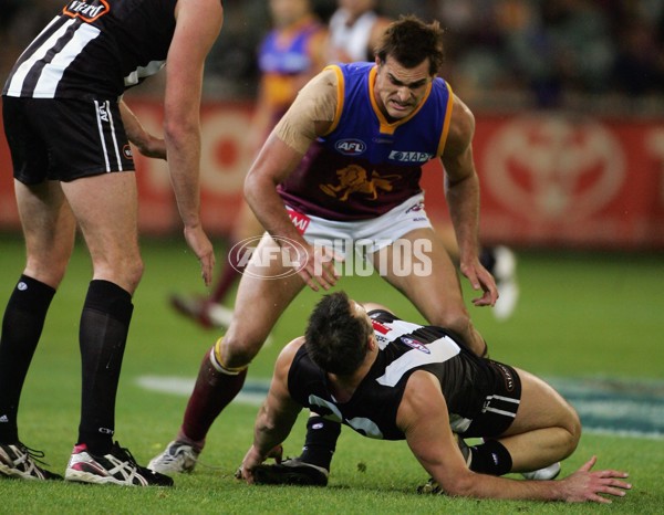 AFL 2006 Rd 10 - Collingwood v Brisbane Lions - 34023