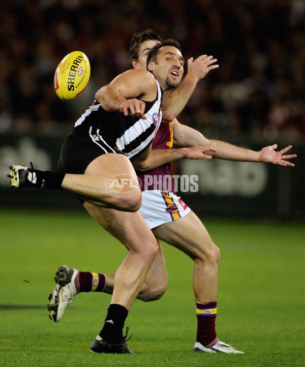 AFL 2006 Rd 10 - Collingwood v Brisbane Lions - 34031