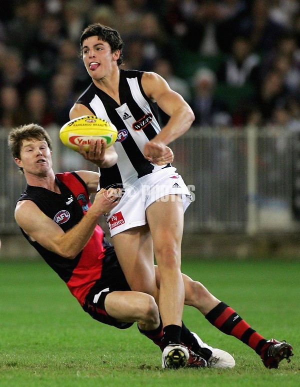 AFL 2006 Rd 19 - Essendon v Collingwood - 34358