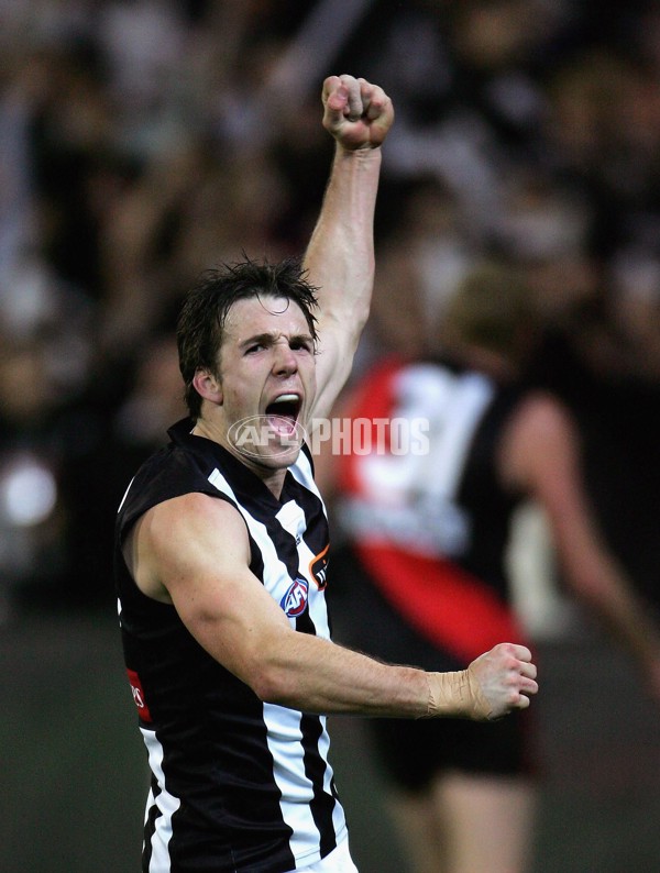 AFL 2006 Rd 19 - Essendon v Collingwood - 34366