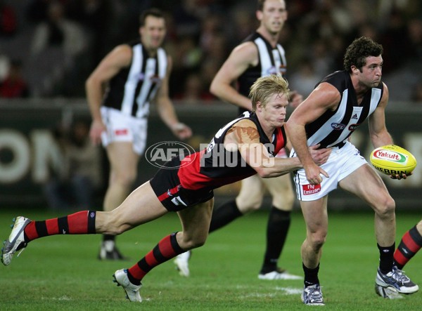 AFL 2006 Rd 19 - Essendon v Collingwood - 34374