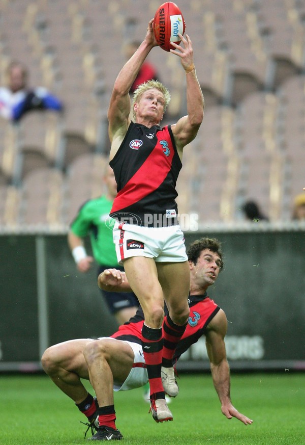 AFL 2006 Rd 5 - Hawthorn v Essendon - A-36341147