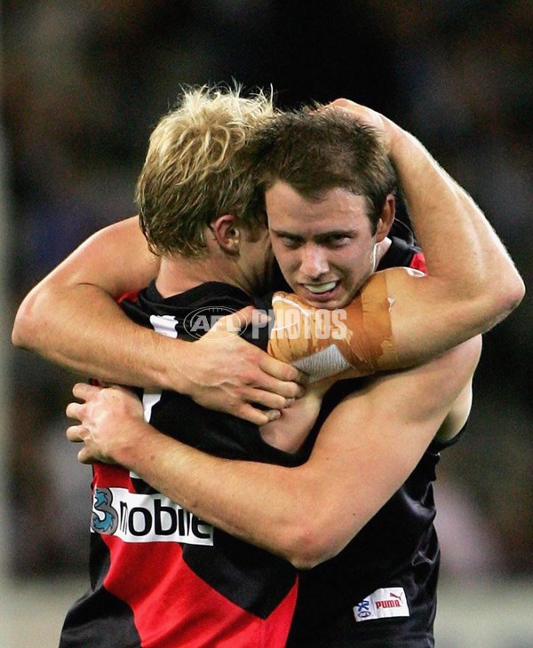 AFL 2006 Rd 19 - Essendon v Collingwood - A-36343112