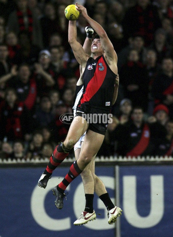 AFL 2006 Rd 19 - Essendon v Collingwood - 35228