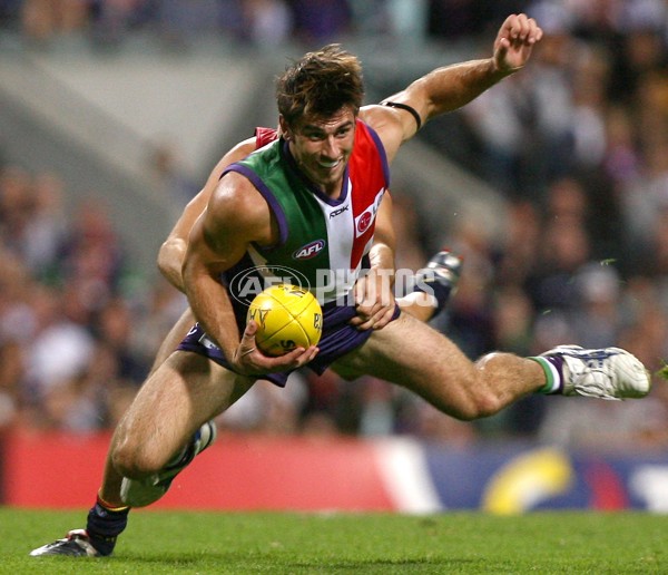AFL 2006 Rd 4 - Fremantle v Adelaide Crows - 35442