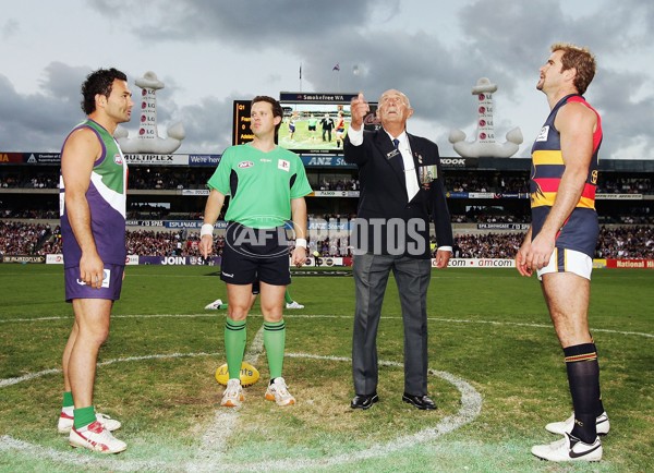 AFL 2006 Rd 4 - Fremantle v Adelaide Crows - 35453