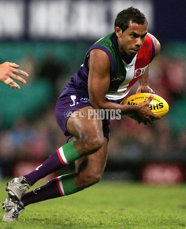 AFL 2006 Rd 13 - Sydney v Fremantle - 35680