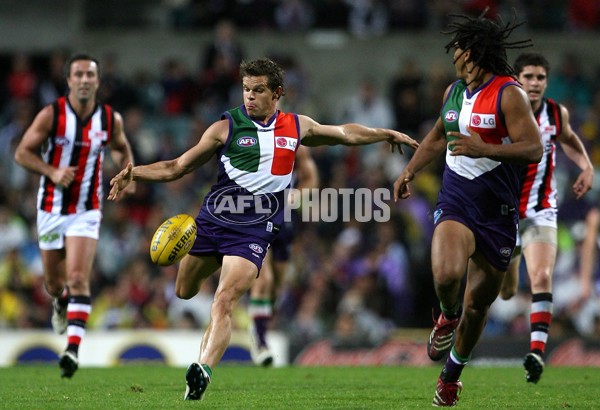 AFL 2006 Rd 20 - Fremantle v St Kilda - 35919