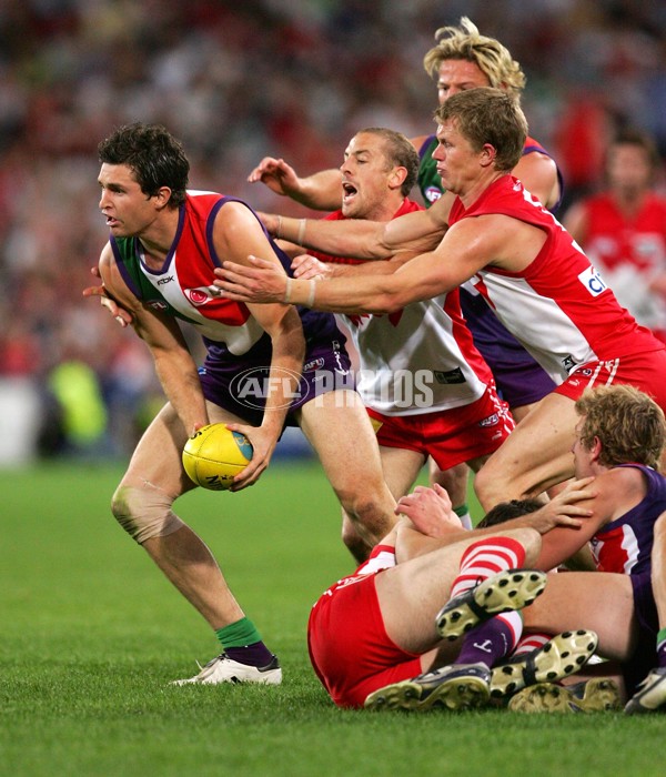 AFL 2006 1st Preliminary Final - Sydney Swans v Fremantle - 36102