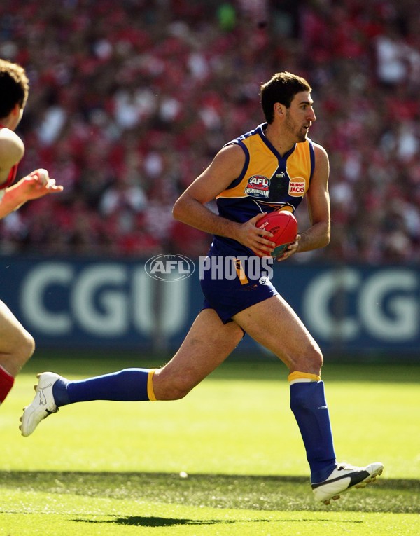AFL 2006 Grand Final - Sydney Swans v West Coast Eagles - 36975