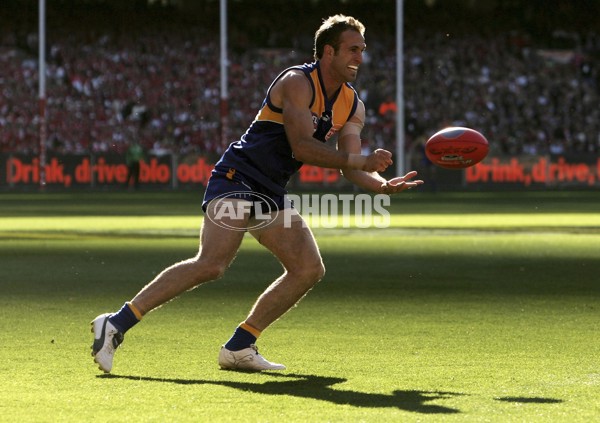 AFL 2006 Grand Final - Sydney Swans v West Coast Eagles - 37189