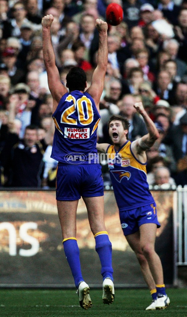 AFL 2006 Grand Final - Sydney Swans v West Coast Eagles - 37069
