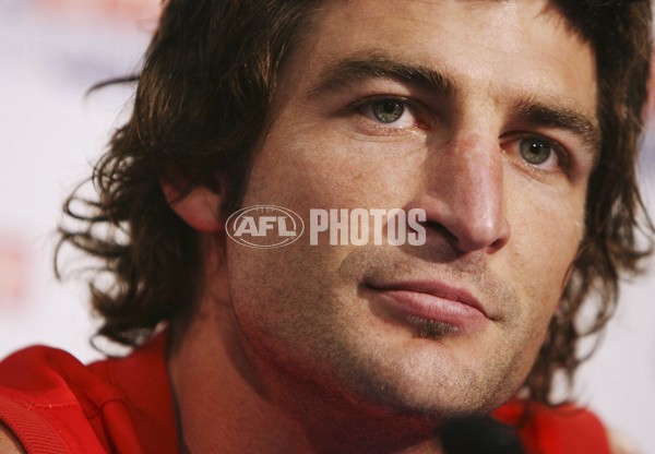 AFL 2006 Grand Final - Sydney Swans v West Coast Eagles - 37119