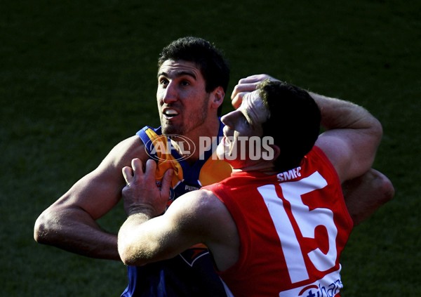 AFL 2006 Grand Final - Sydney Swans v West Coast Eagles - 37162