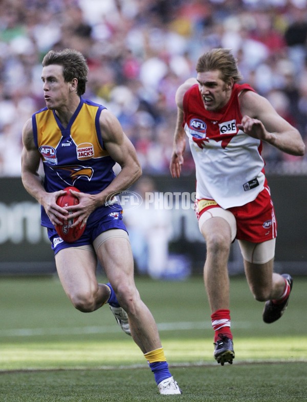 AFL 2006 Grand Final - Sydney Swans v West Coast Eagles - A-36369327