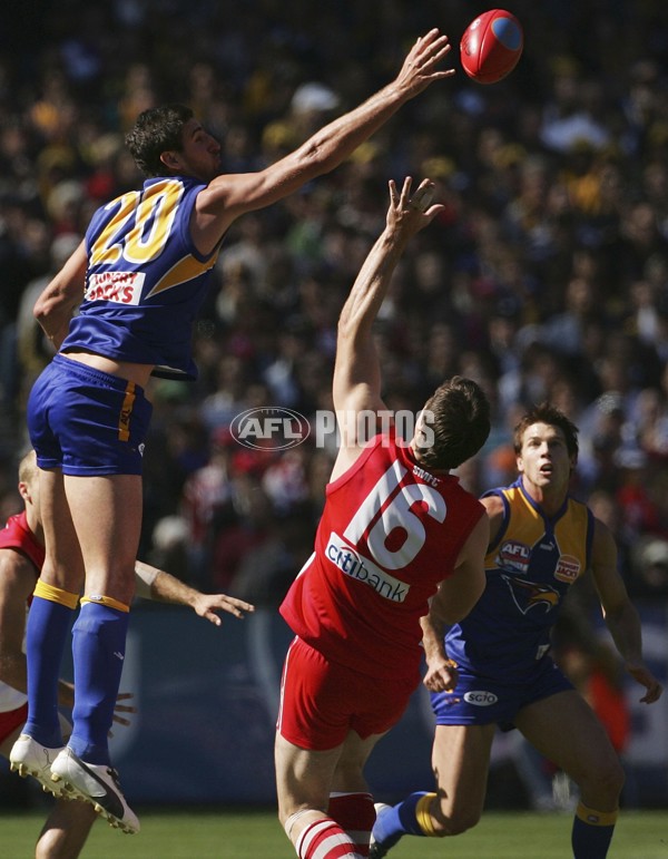 AFL 2006 Grand Final - Sydney Swans v West Coast Eagles - 37233